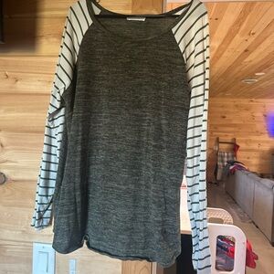 Striped Sleeve Green Long Sleeve Top